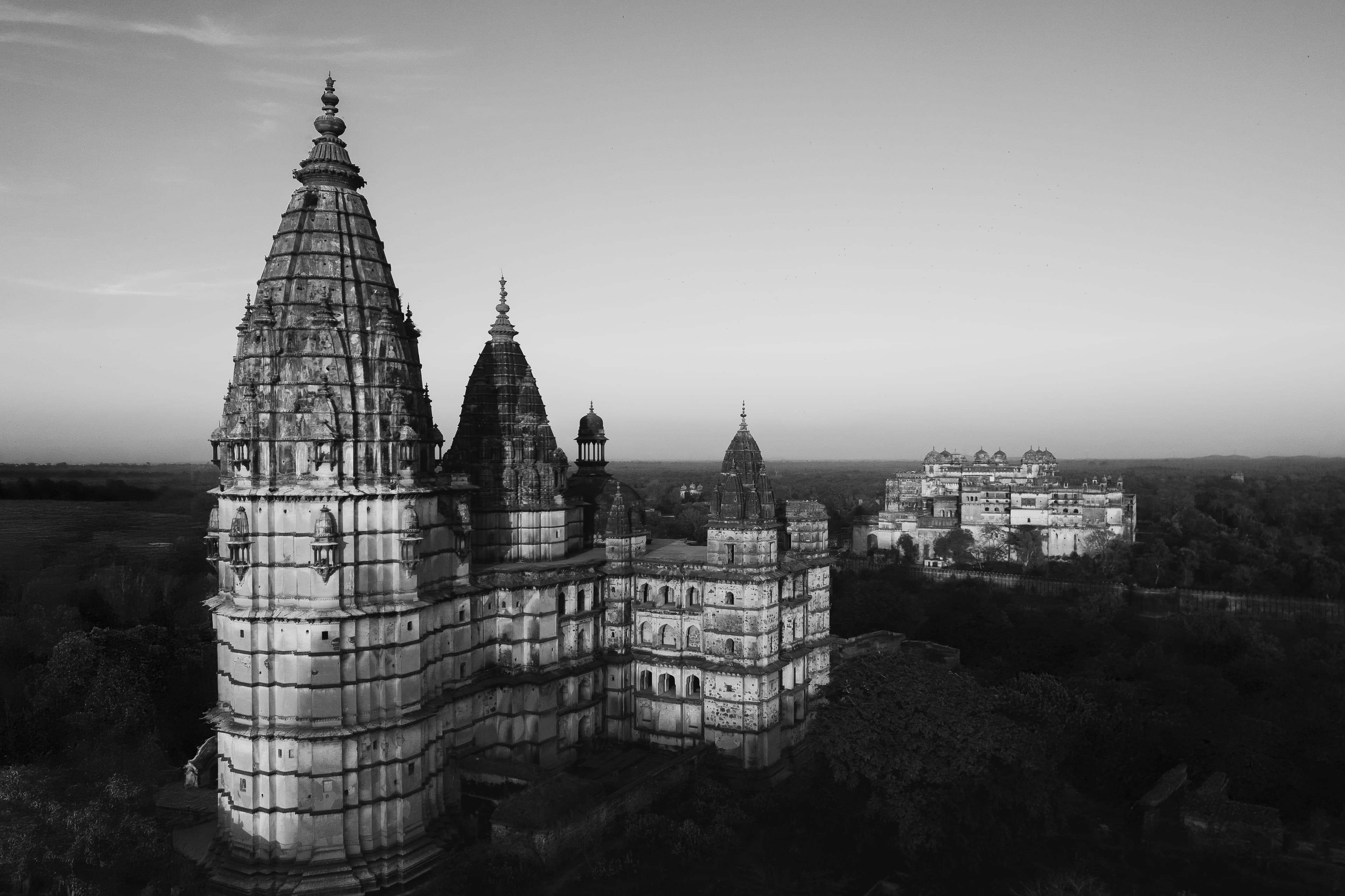 Black and White - main