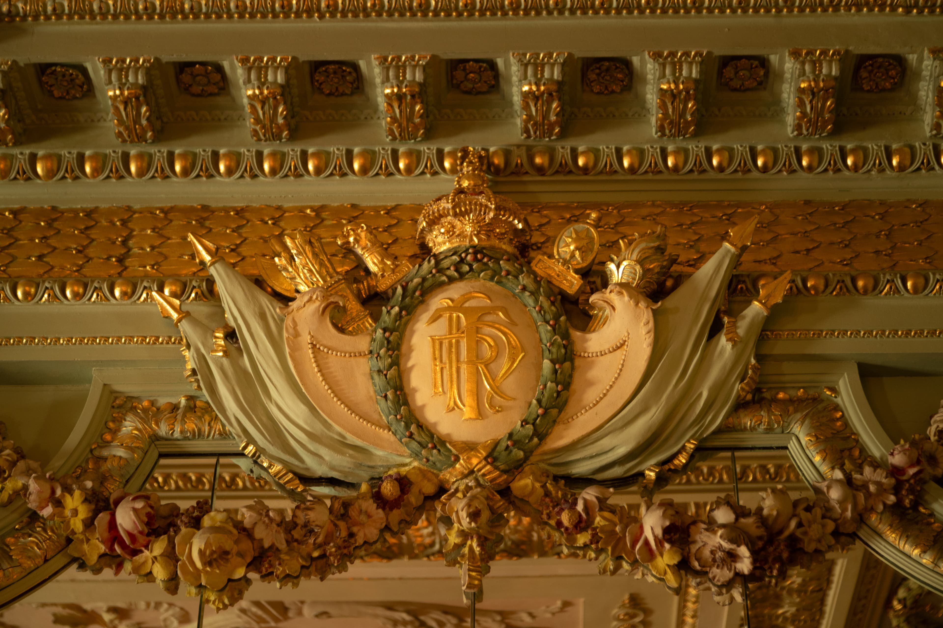 Majesty in Detail