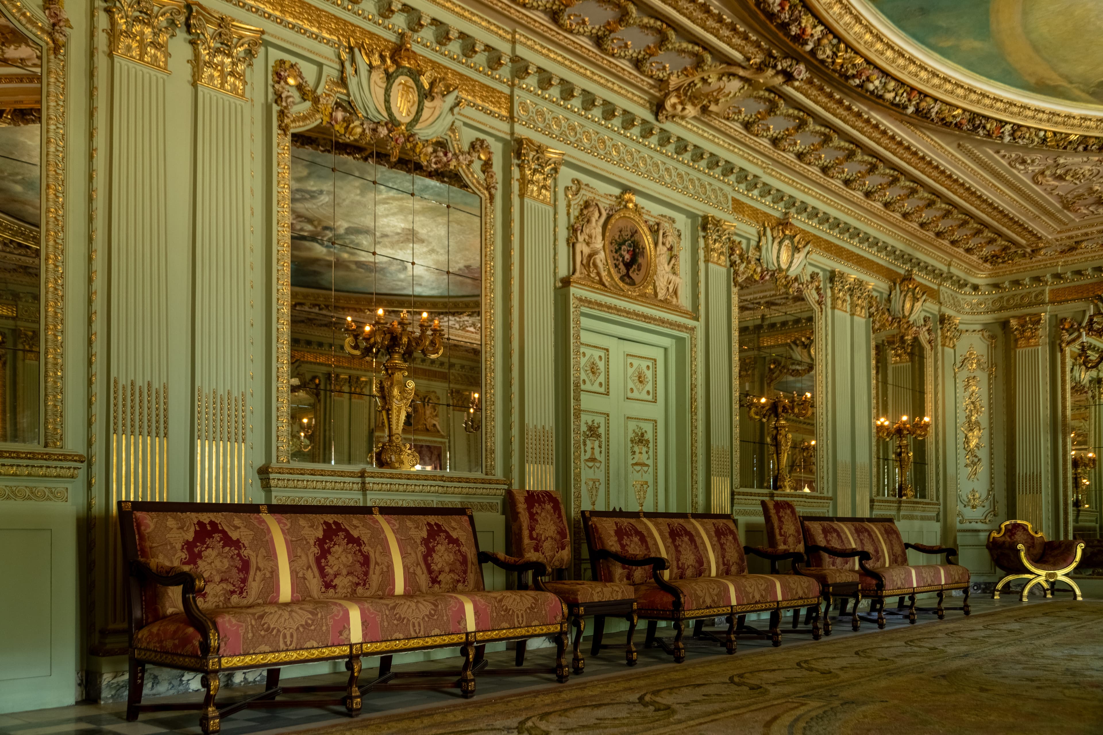 Chairs of the Court
