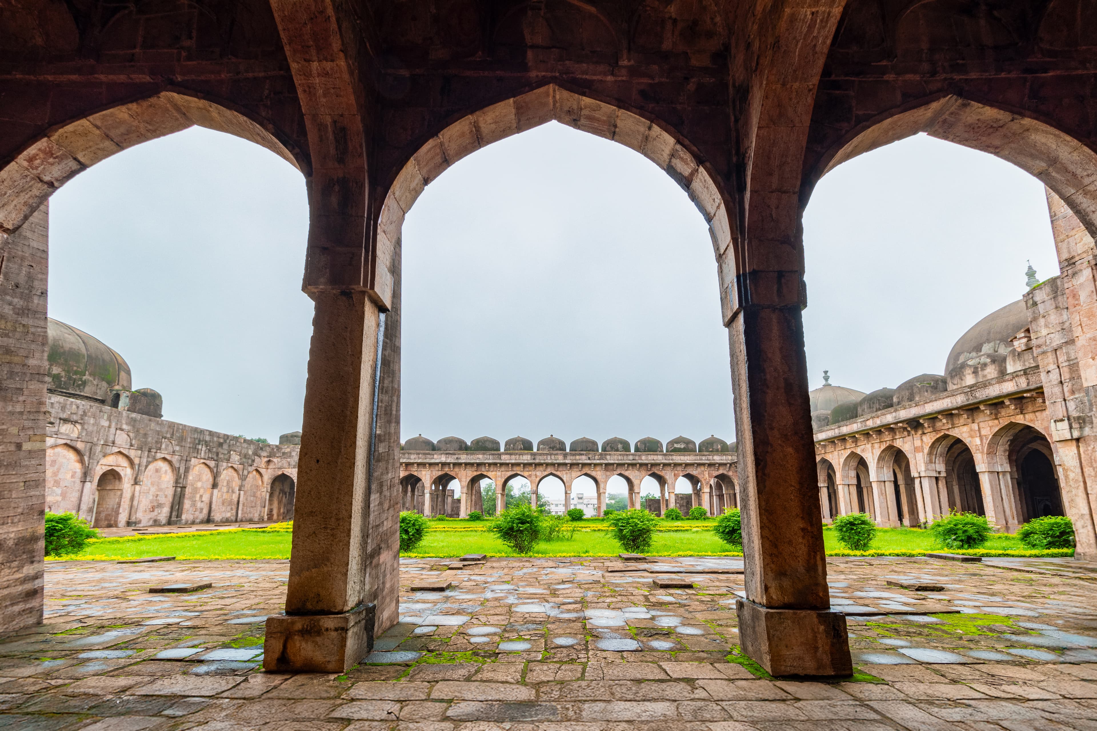 The Arched Horizon