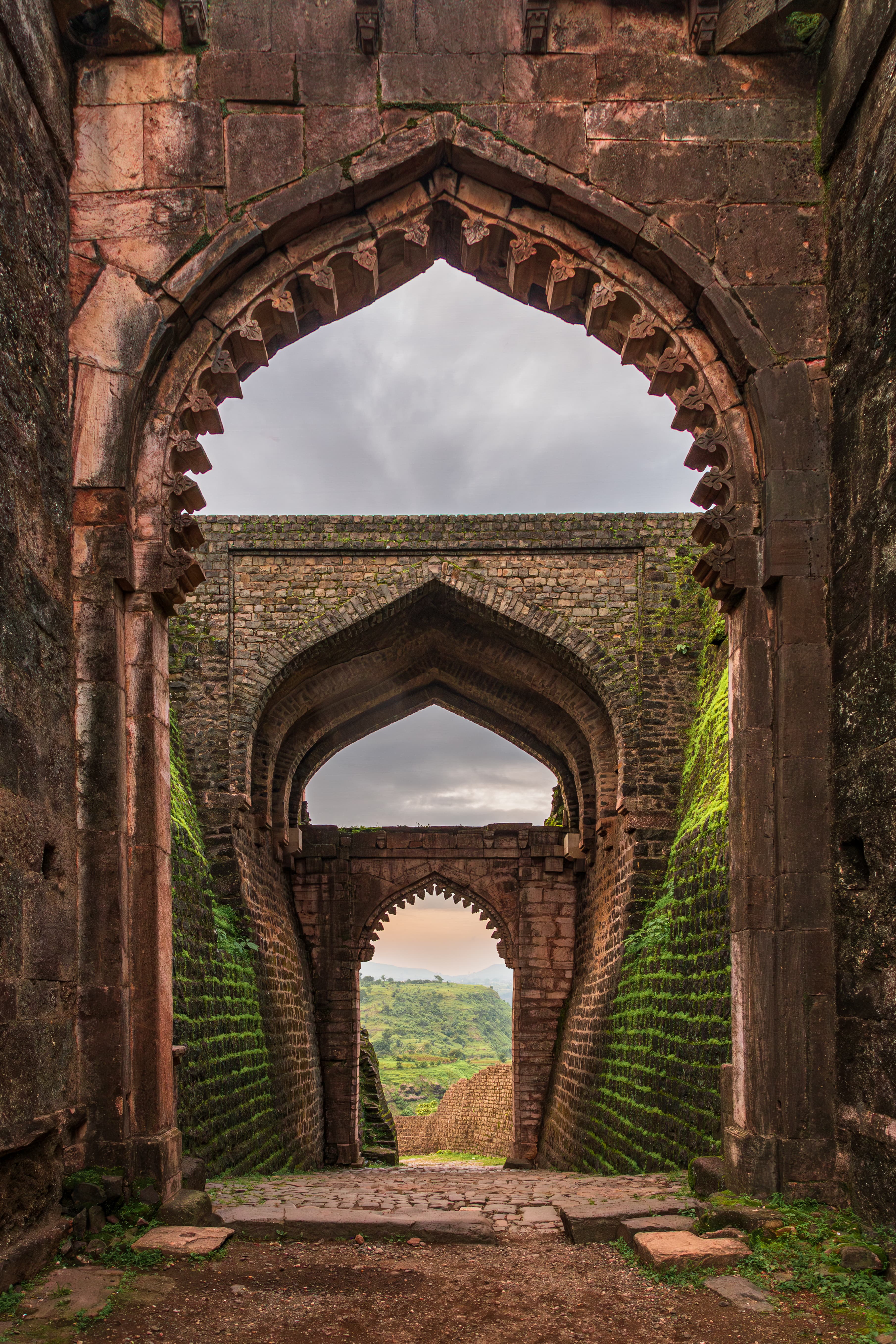 Mandu’s Watchful Gates