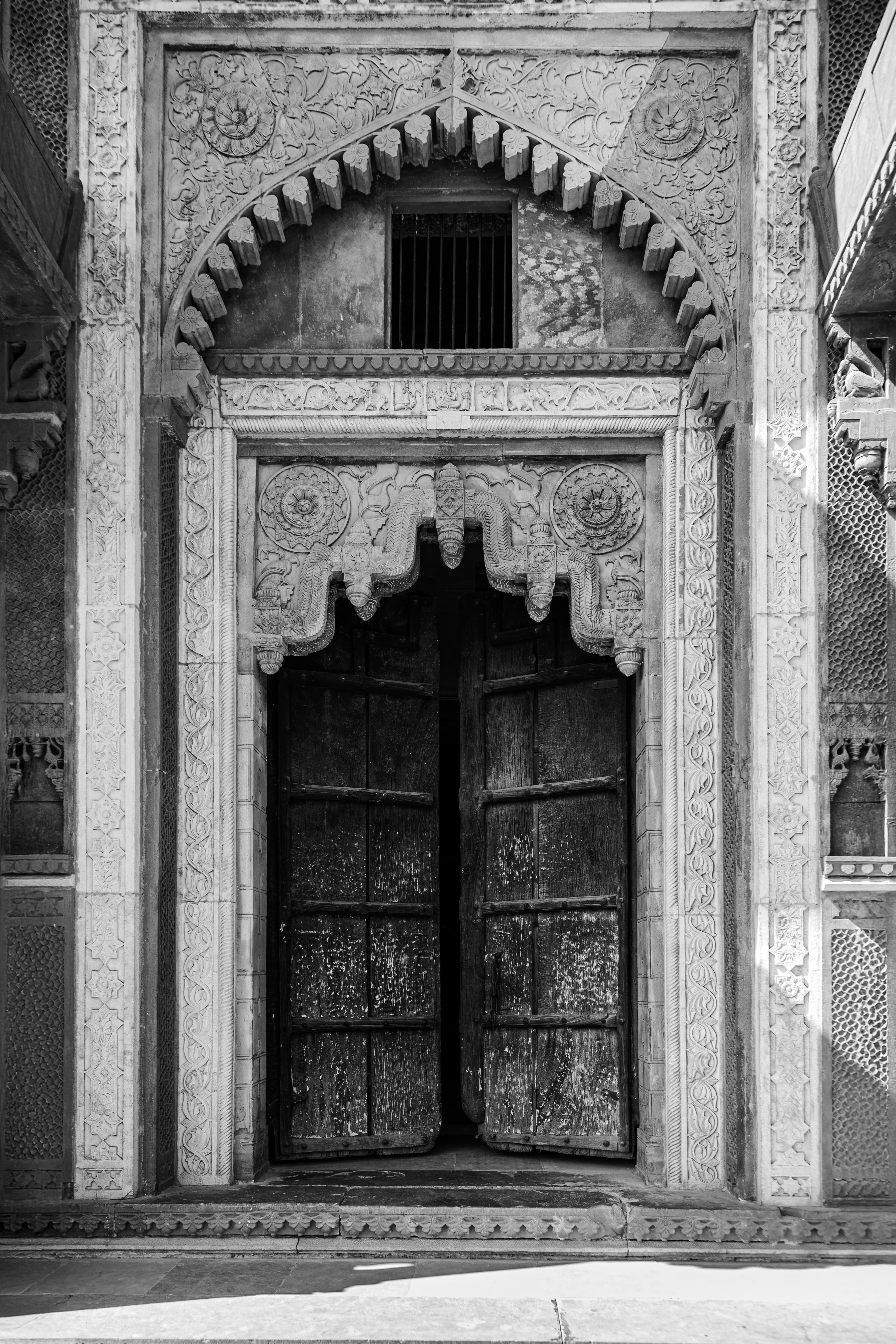 Gateway to Royal Shadows