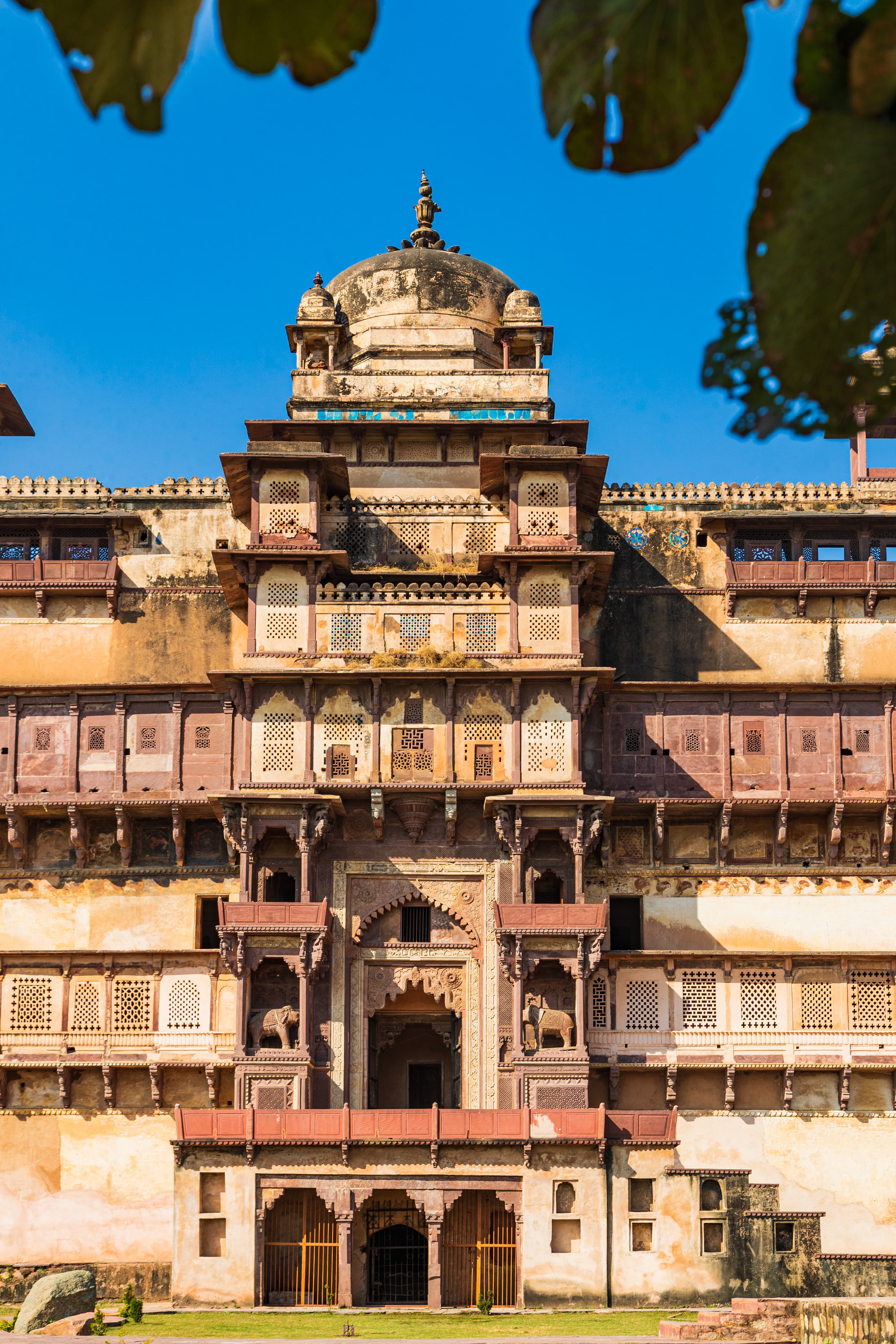 Orchha's Majestic Crown
