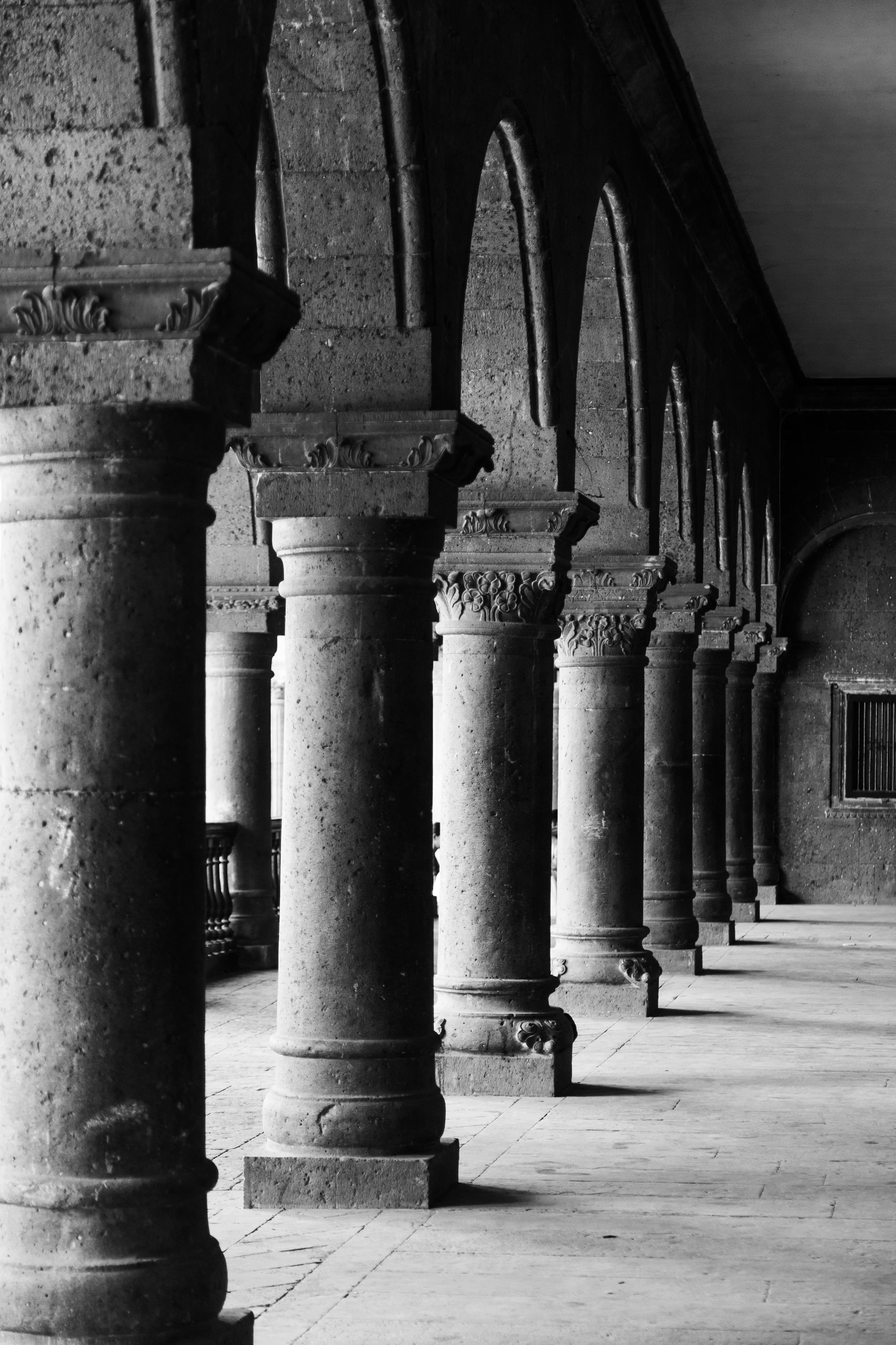 Monuments in Repetition