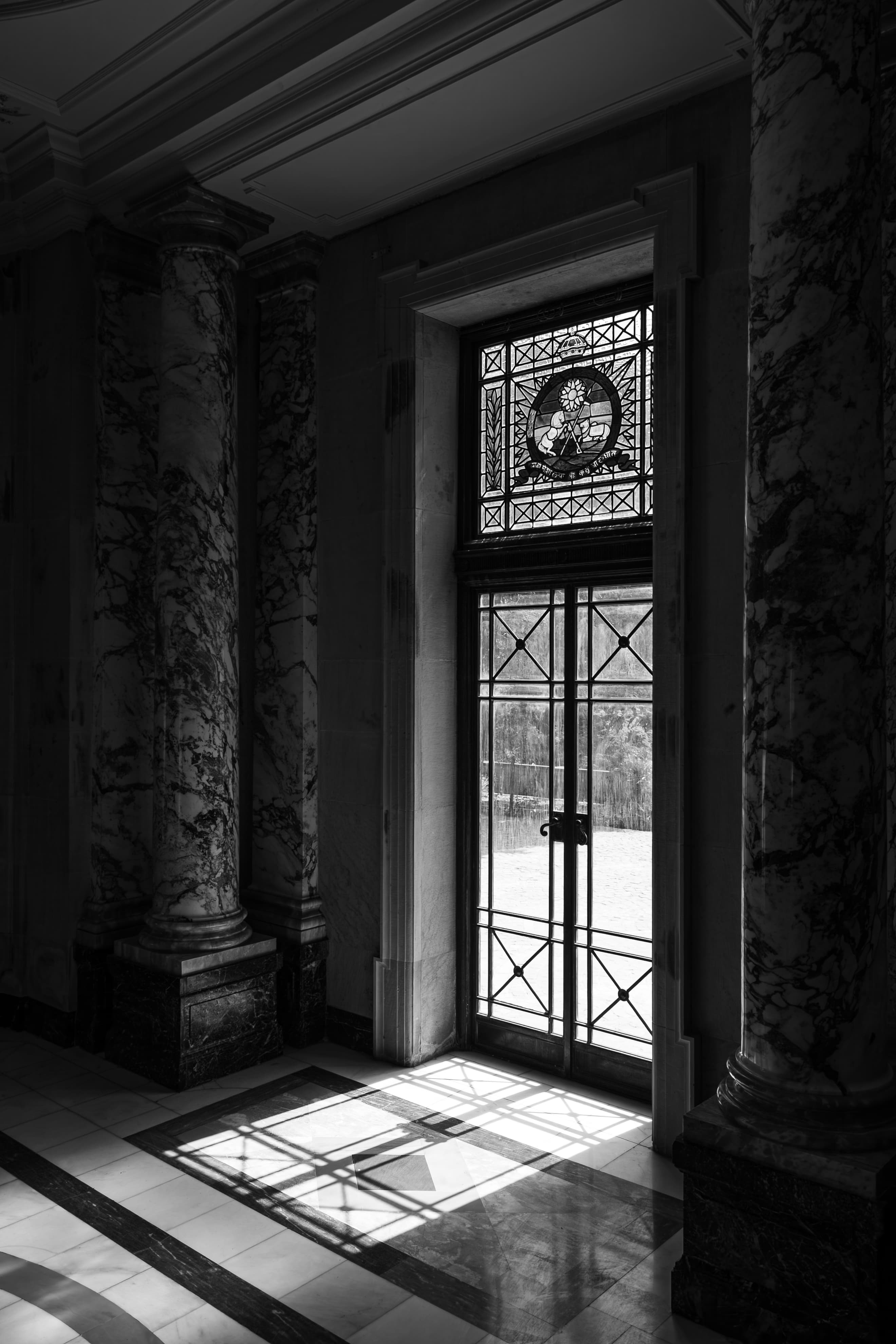Shadow in Marble