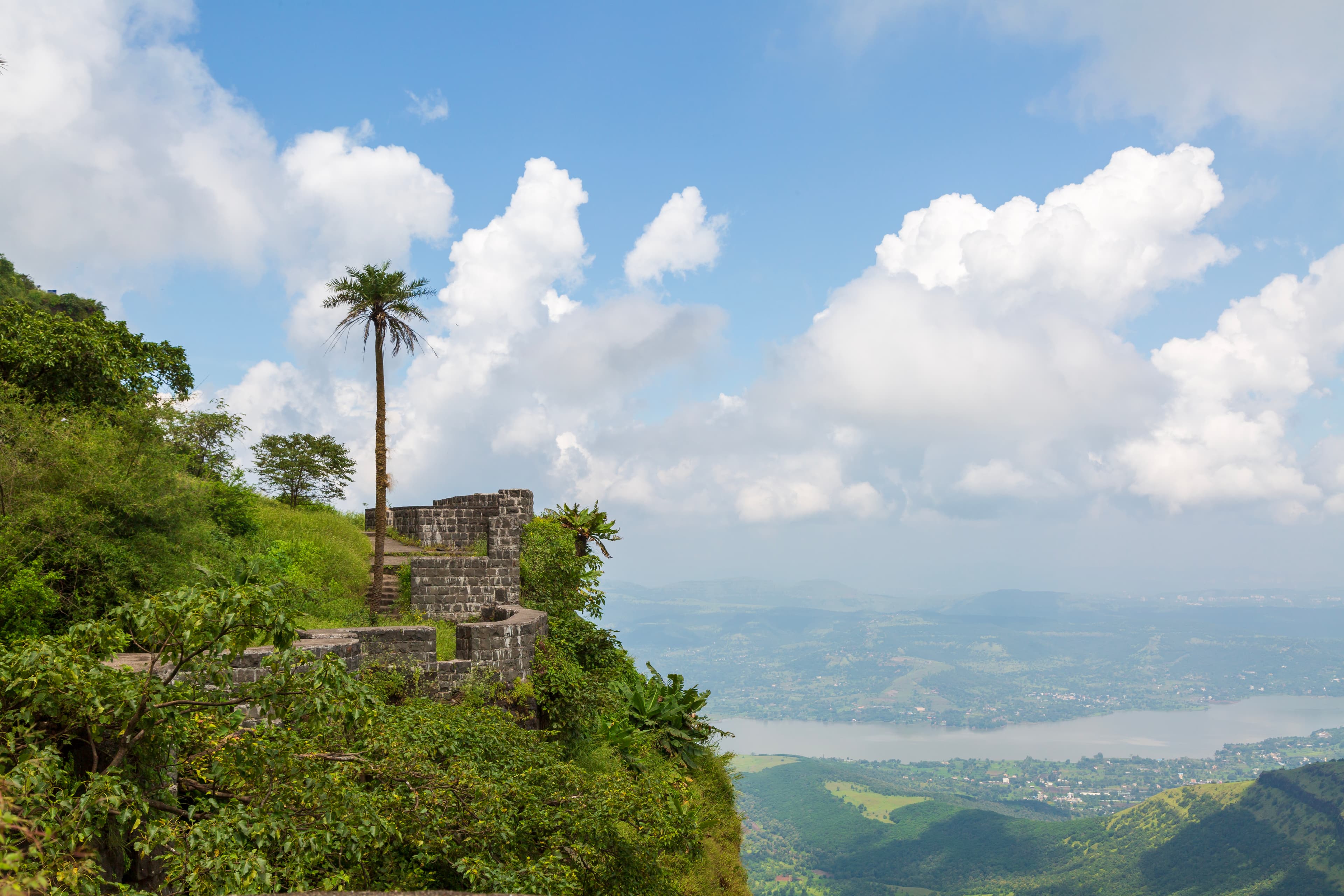 Cliffside Calm – Sinhagad Fort Overlooking the Valley