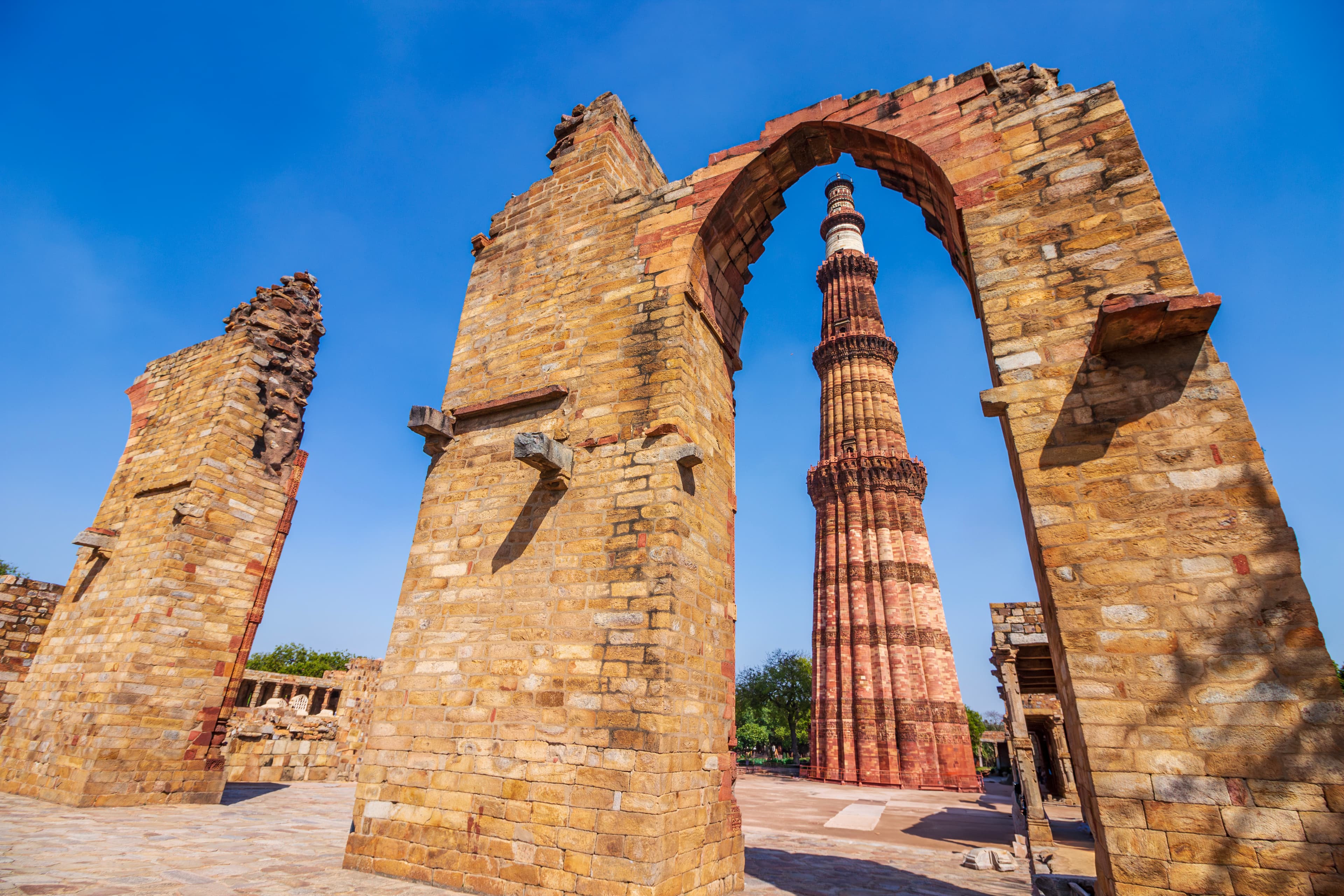 Echoes Through the Arch