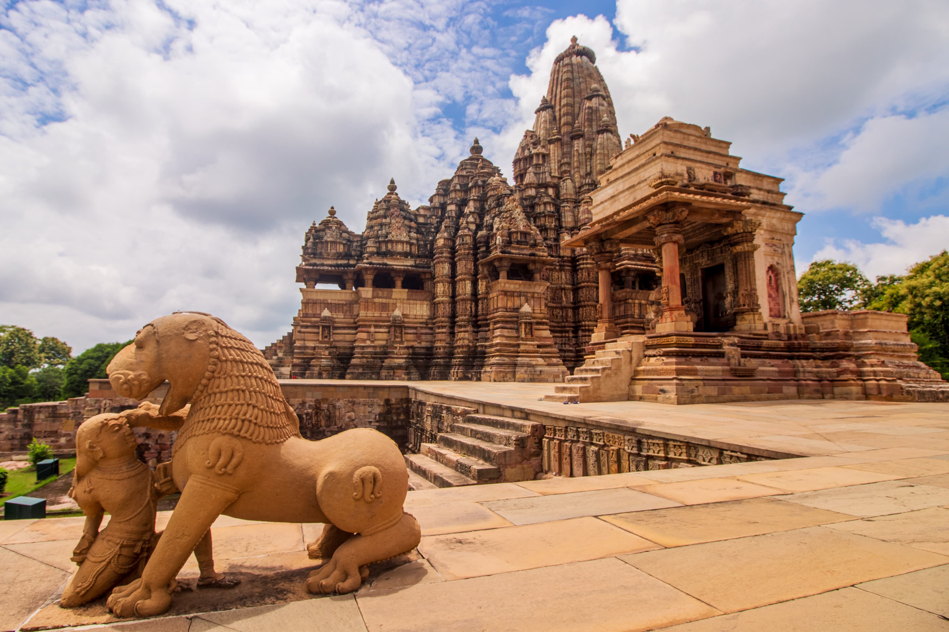 Guardian Lion and Temple Majesty – Iconic Khajuraho View