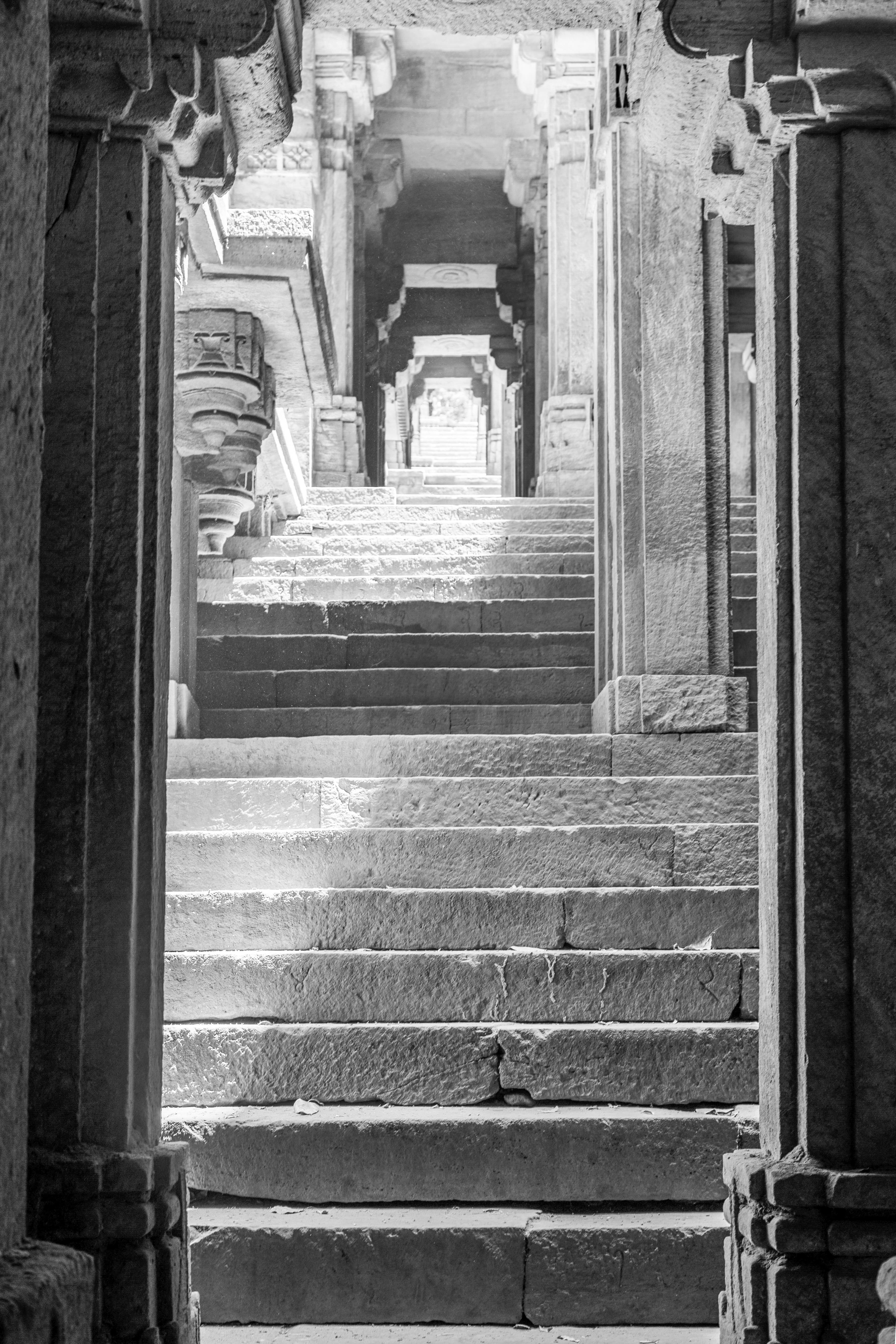 Ancient Steps of Light – Dada Harir ni Vav