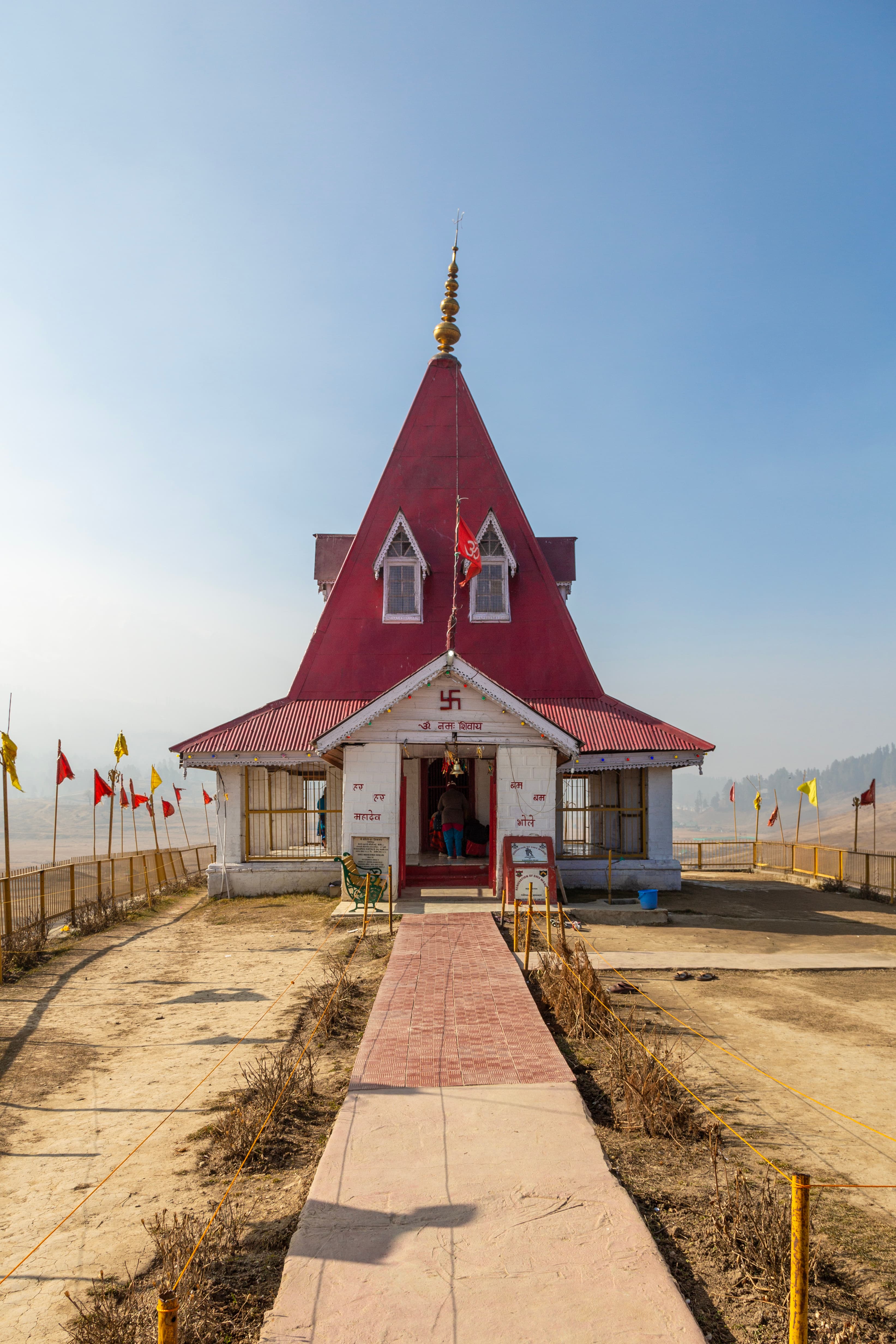 A Spiritual Gateway Amidst Himalayan Beauty