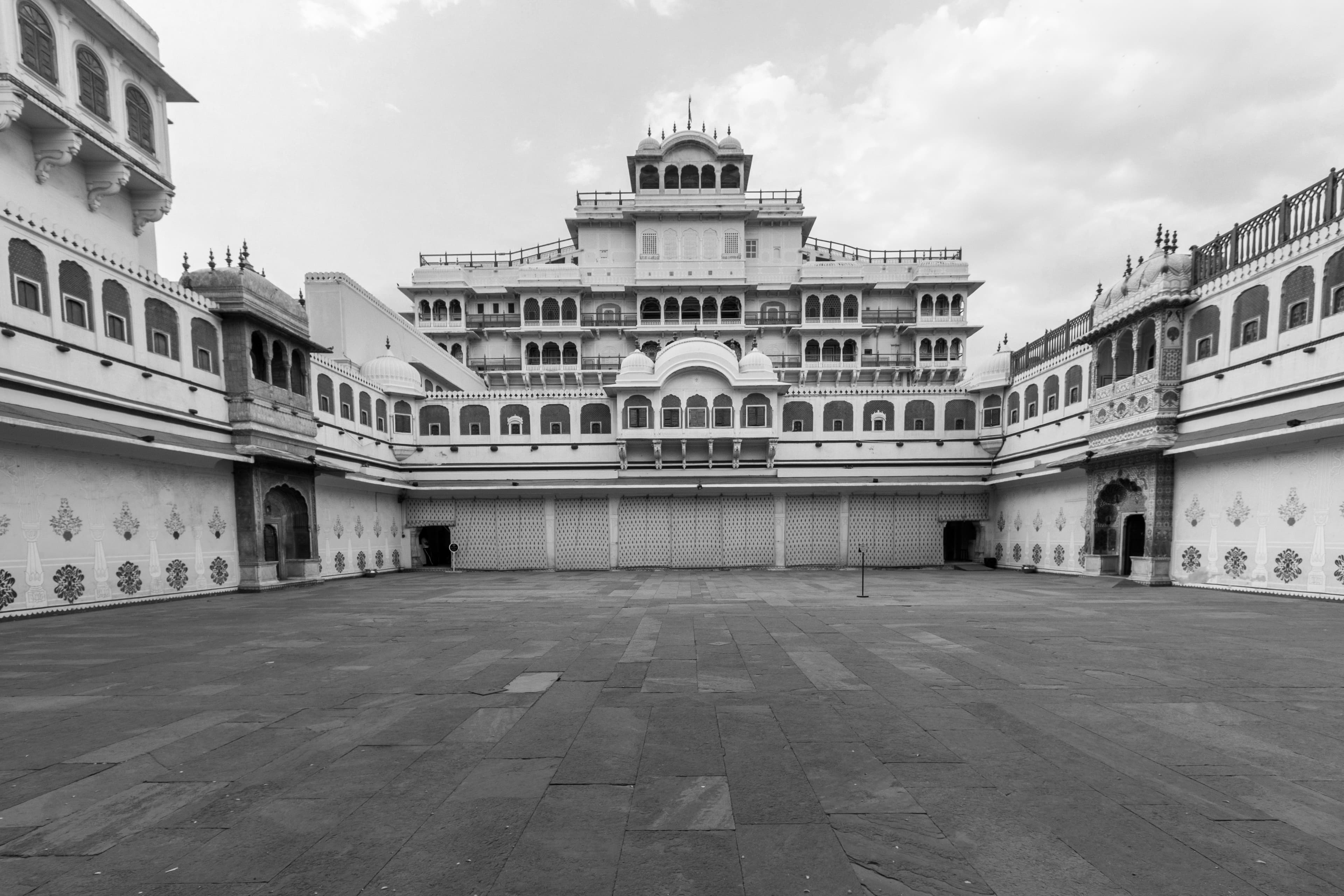 Timeless Grandeur – Monochrome Majesty of City Palace