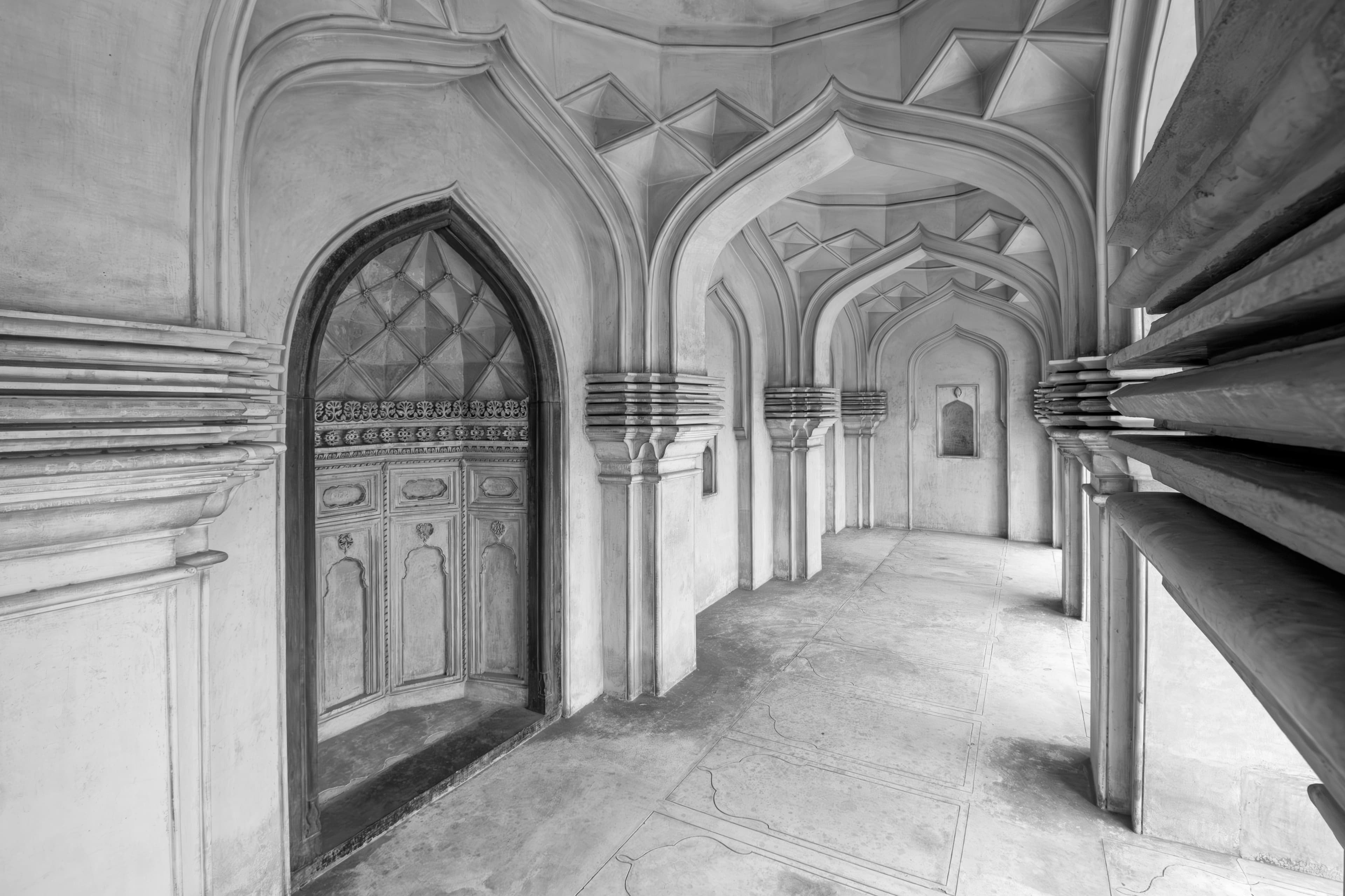 Curved Corridor & Carved Door, Charminar